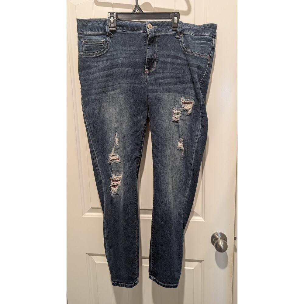 Women's Blue Distressed Plaid Patch Denim Jeans Straight 5-Pocket Design